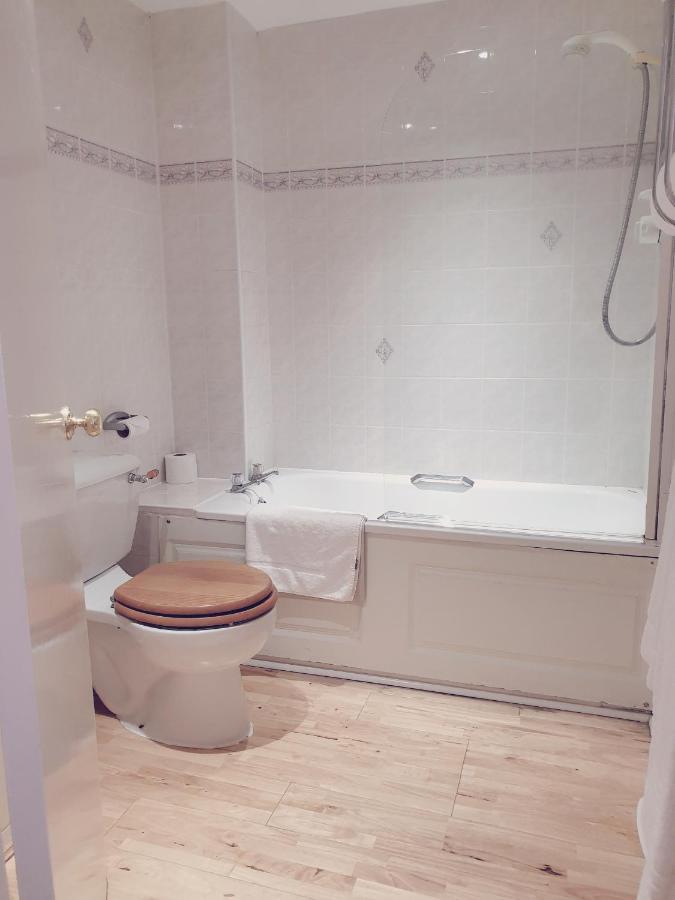 The Crown House Inn Great Chesterford Dış mekan fotoğraf