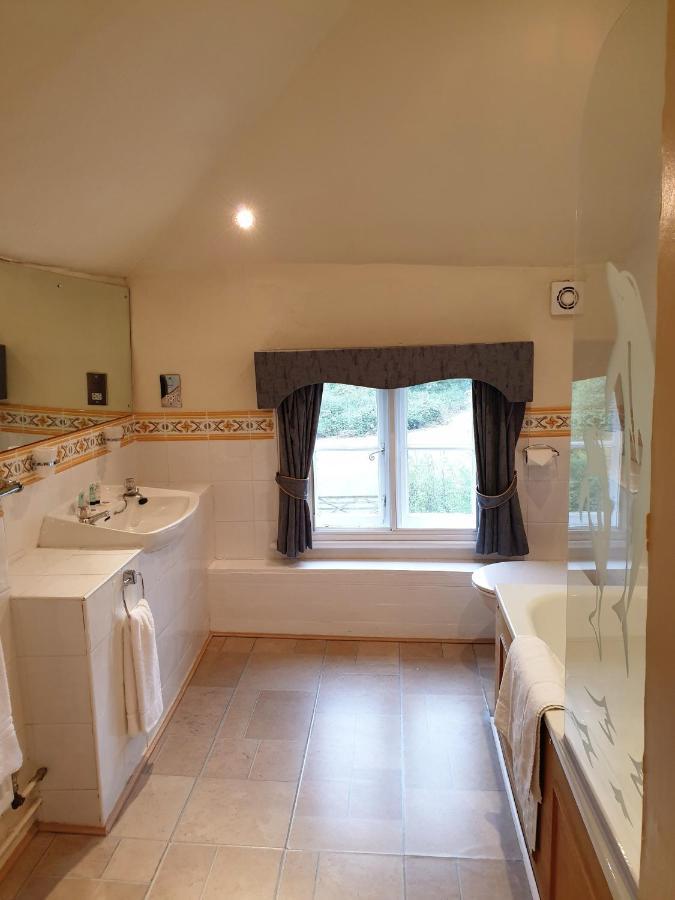 The Crown House Inn Great Chesterford Dış mekan fotoğraf
