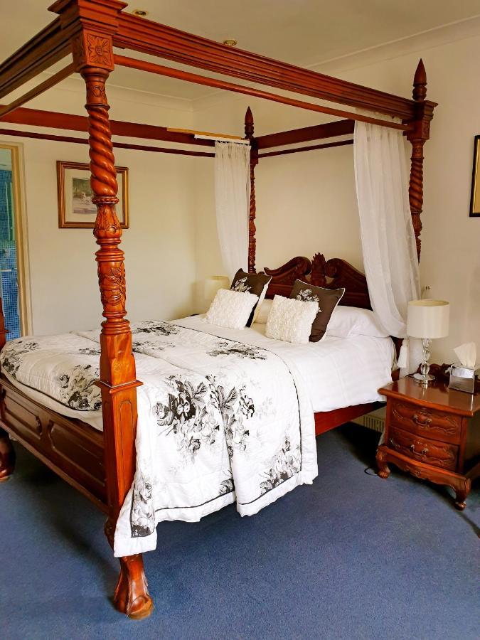 The Crown House Inn Great Chesterford Dış mekan fotoğraf