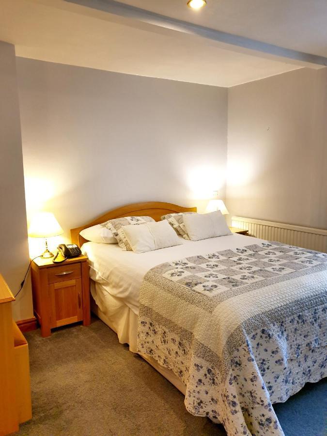 The Crown House Inn Great Chesterford Dış mekan fotoğraf